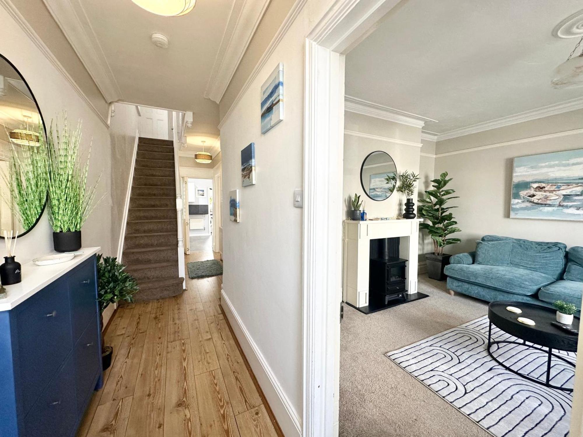 The Capstone Retreat - Beautiful Detached Family Home By Coastline Retreats, Arcade Machine, Parking, Bbq Борнмут Экстерьер фото
